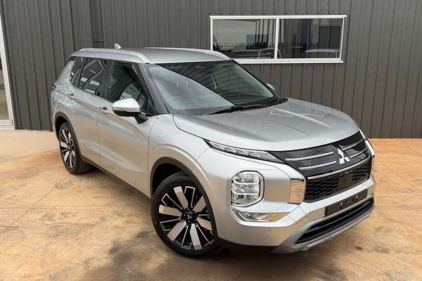2025 Mitsubishi Outlander Aspire ZM