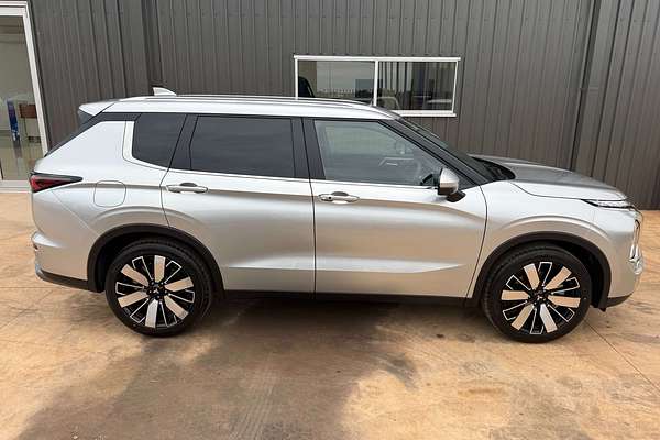 2025 Mitsubishi Outlander Aspire ZM