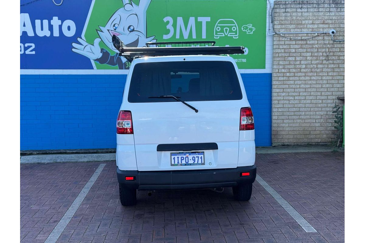 2011 Suzuki APV