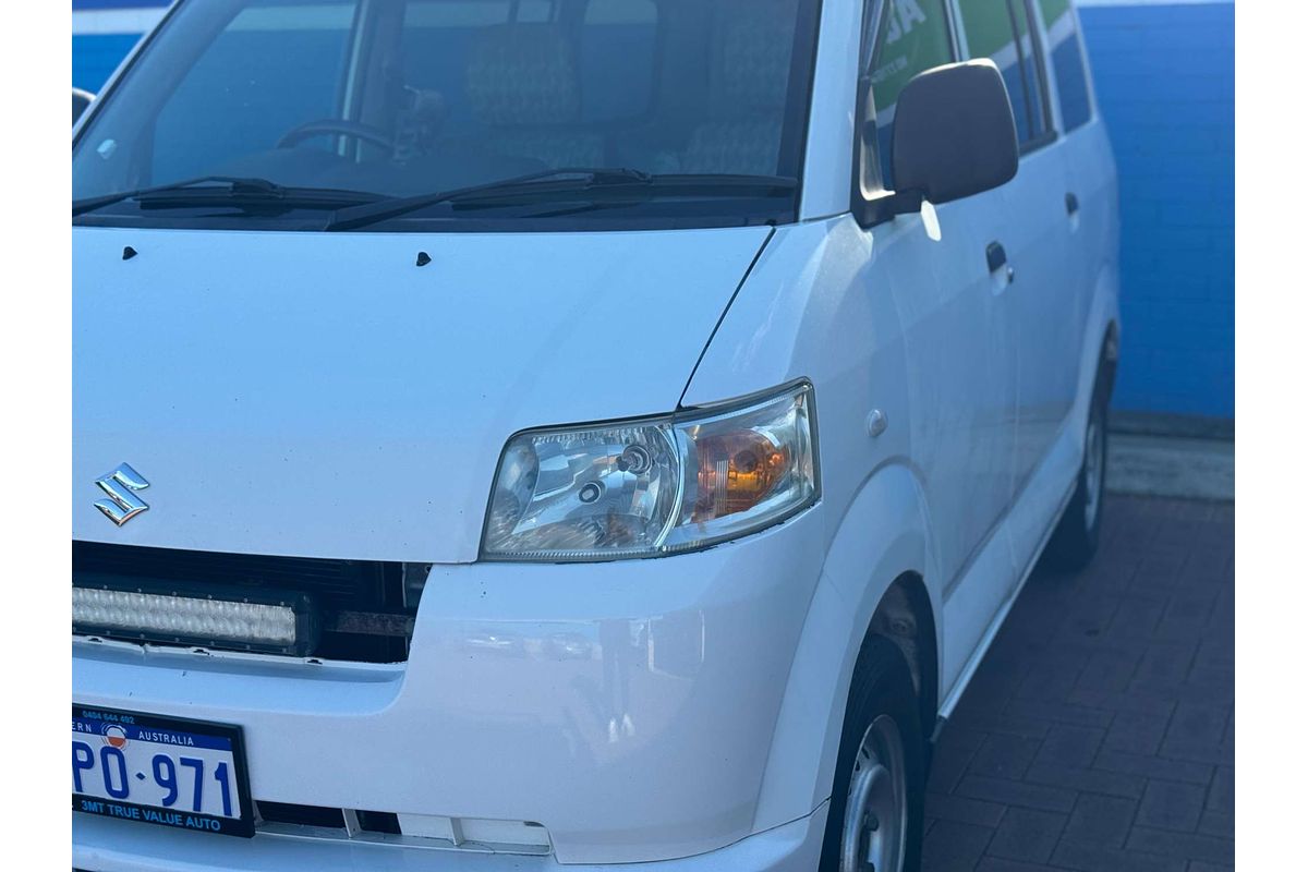 2011 Suzuki APV