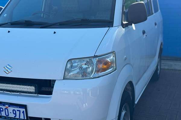 2011 Suzuki APV