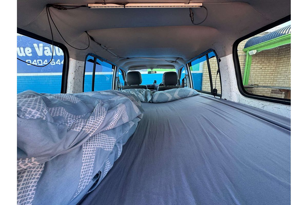 2011 Suzuki APV