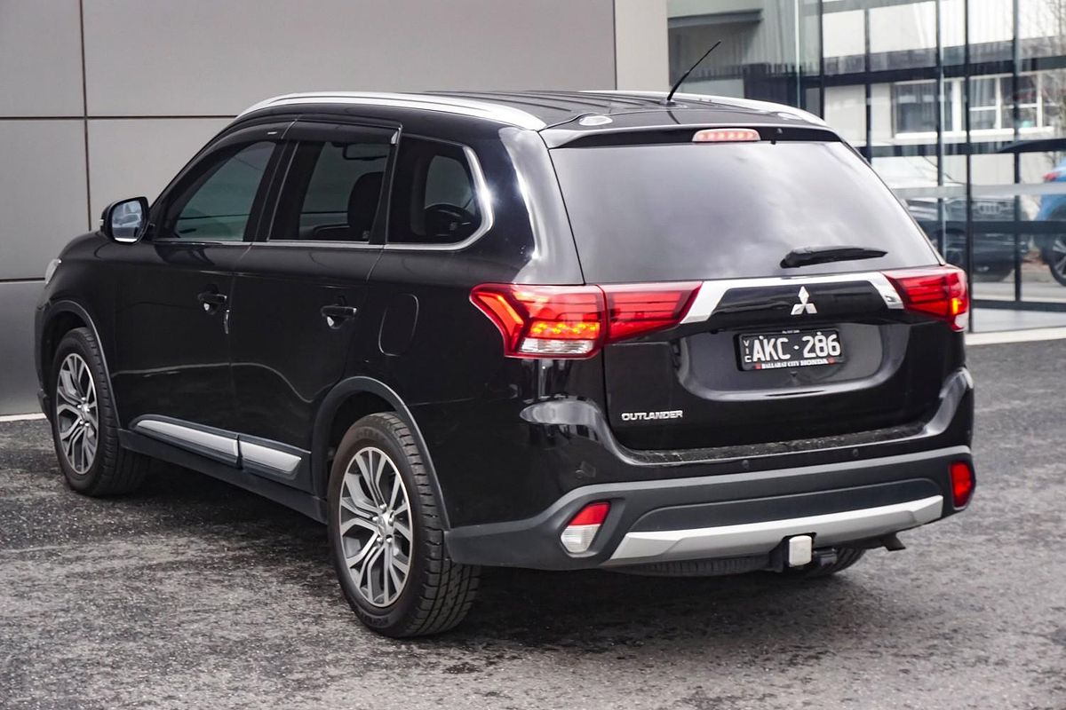 2016 Mitsubishi Outlander XLS ZK
