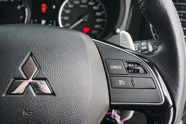 2016 Mitsubishi Outlander XLS ZK