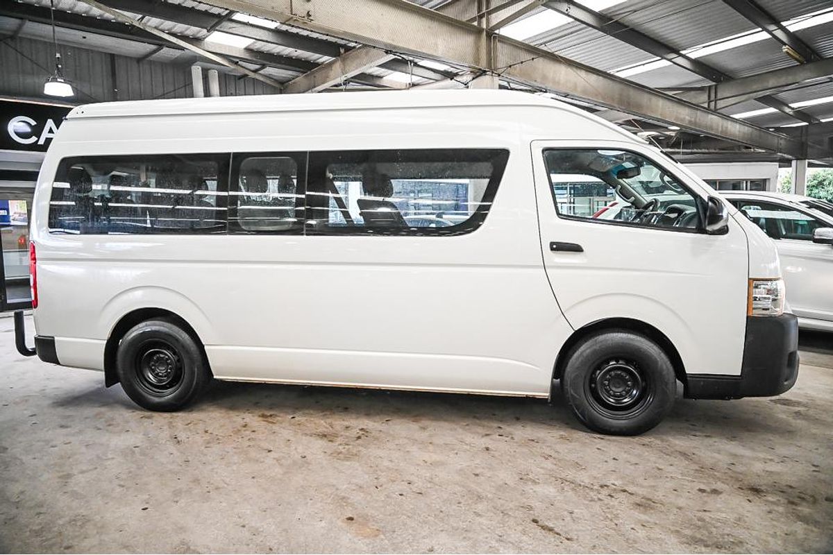 2018 Toyota Hiace Commuter KDH223R