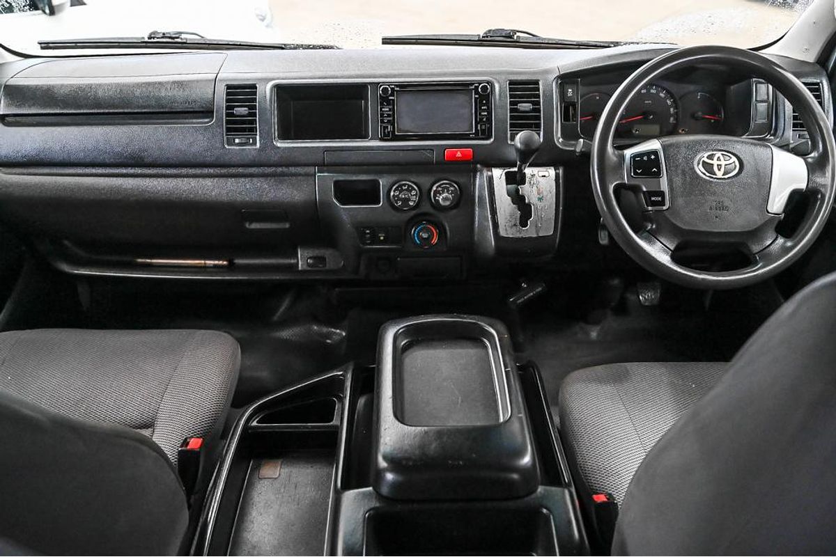 2018 Toyota Hiace Commuter KDH223R