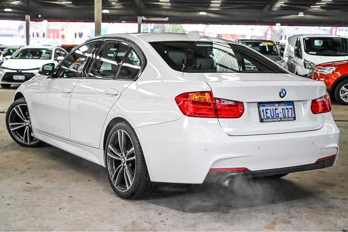 2015 BMW 3 Series 316i Sport Line F30