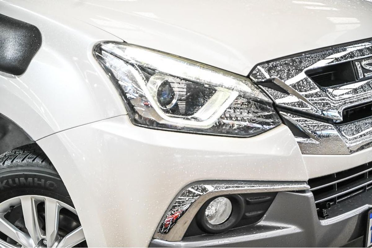 2017 Isuzu MU-X LS-U