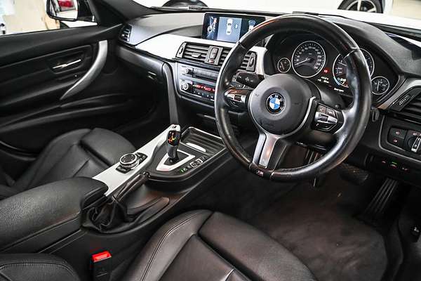 2015 BMW 3 Series 316i Sport Line F30