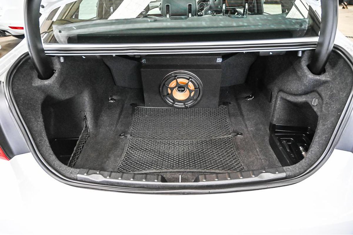 2015 BMW 3 Series 316i Sport Line F30