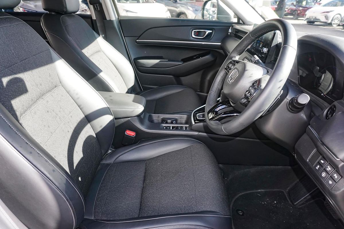 2022 Honda HR-V e:HEV L