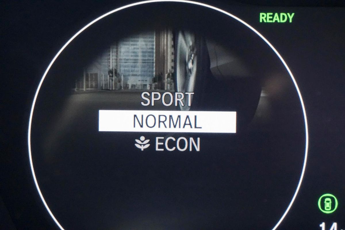 2024 Honda HR-V e:HEV L