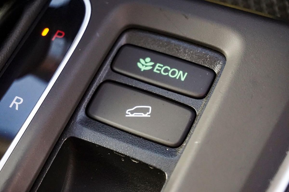 2023 Honda CR-V VTi LX AWD RW