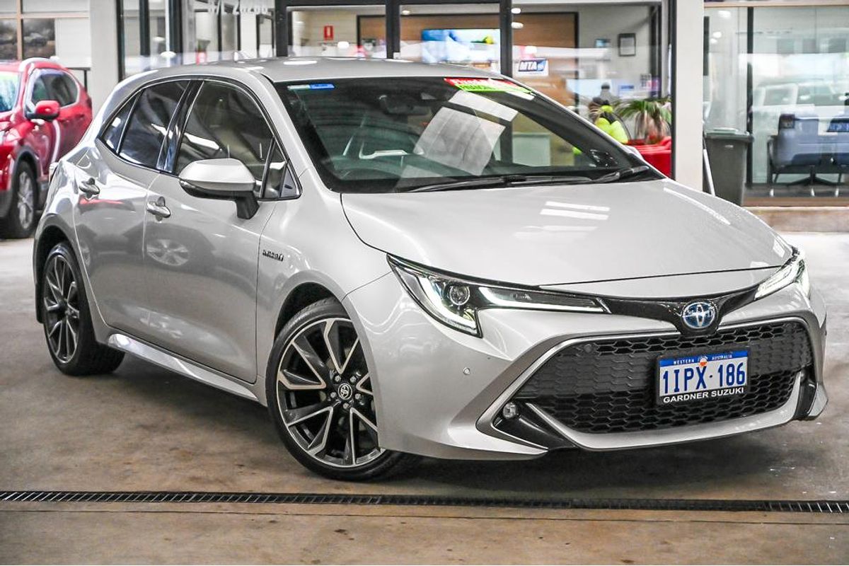 2020 Toyota Corolla ZR Hybrid ZWE211R