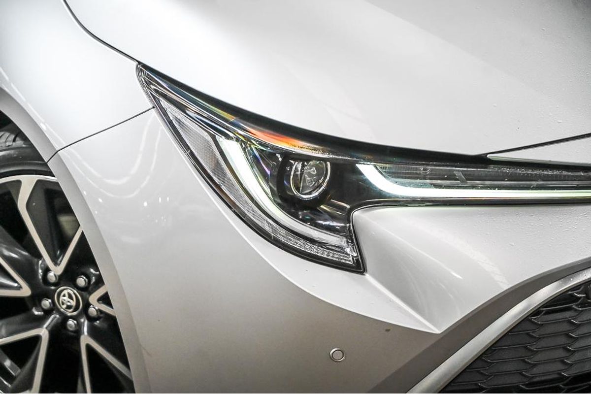 2020 Toyota Corolla ZR Hybrid ZWE211R