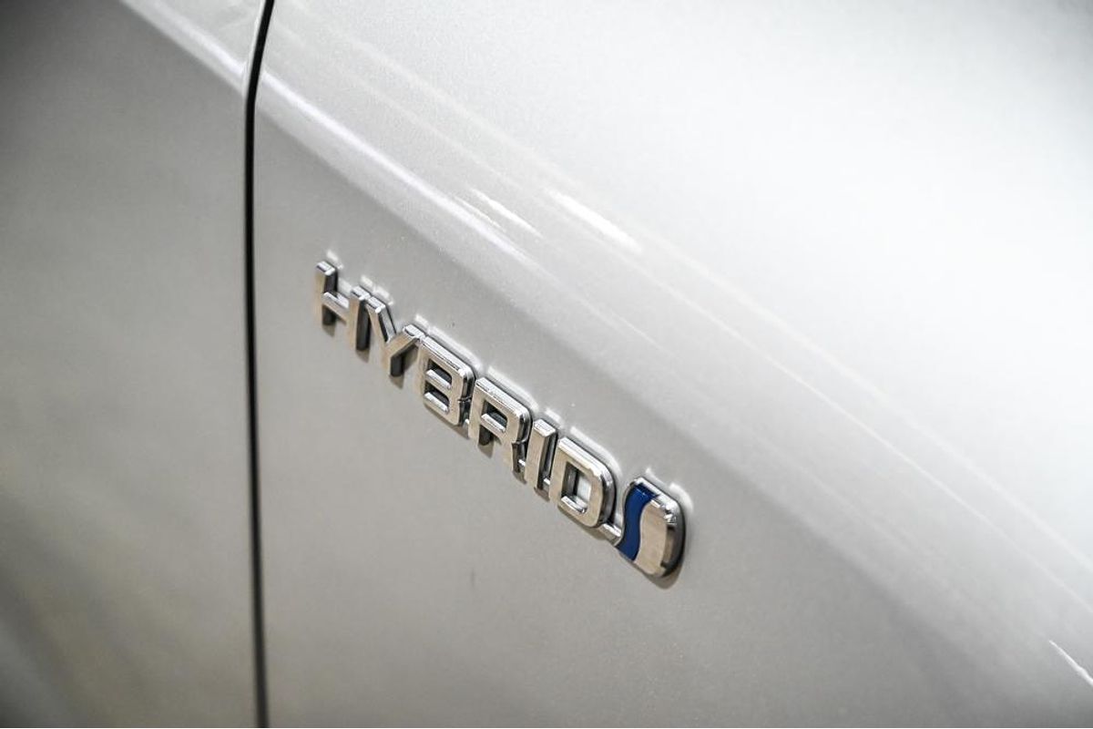 2020 Toyota Corolla ZR Hybrid ZWE211R