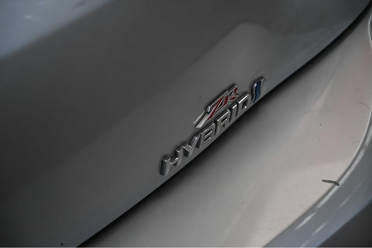 2020 Toyota Corolla ZR Hybrid ZWE211R