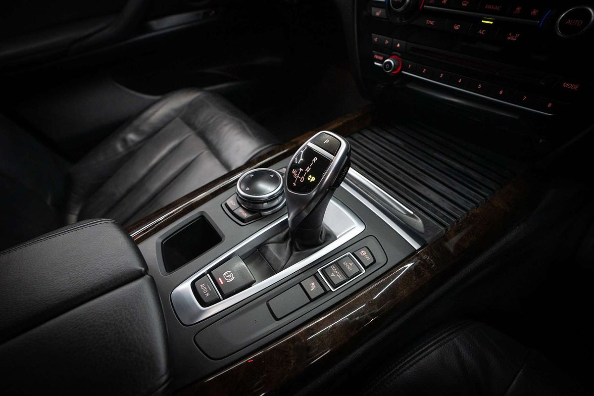 2014 BMW X5 sDrive25d F15