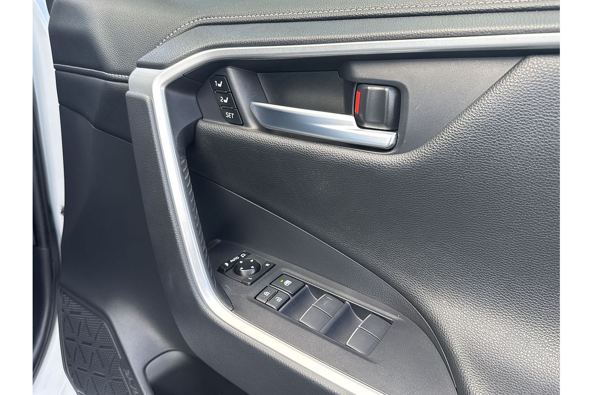 2021 Toyota RAV4 Cruiser AXAH52R