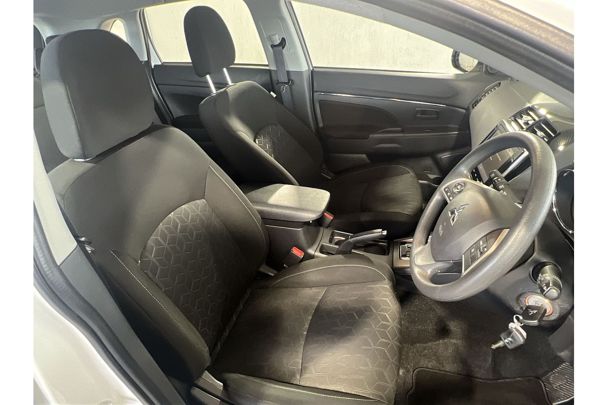 2023 Mitsubishi ASX ES XD