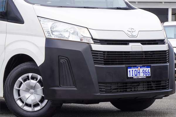 2019 Toyota Hiace Commuter GDH322R