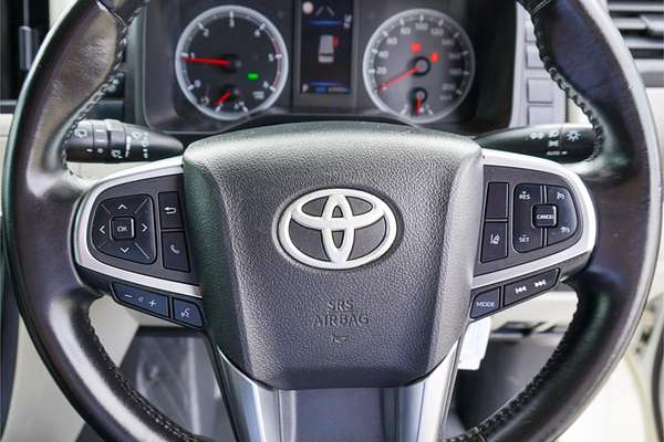 2019 Toyota Hiace Commuter GDH322R