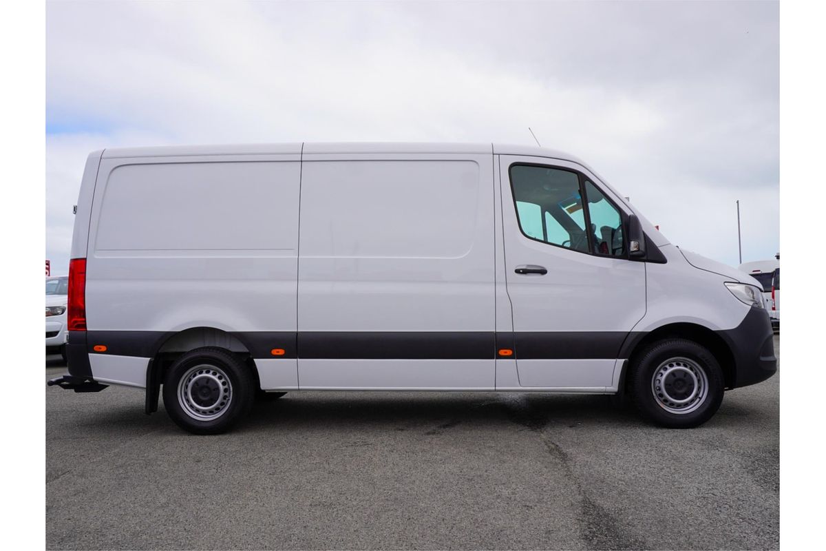 2022 Mercedes-Benz Sprinter 314CDI VS30