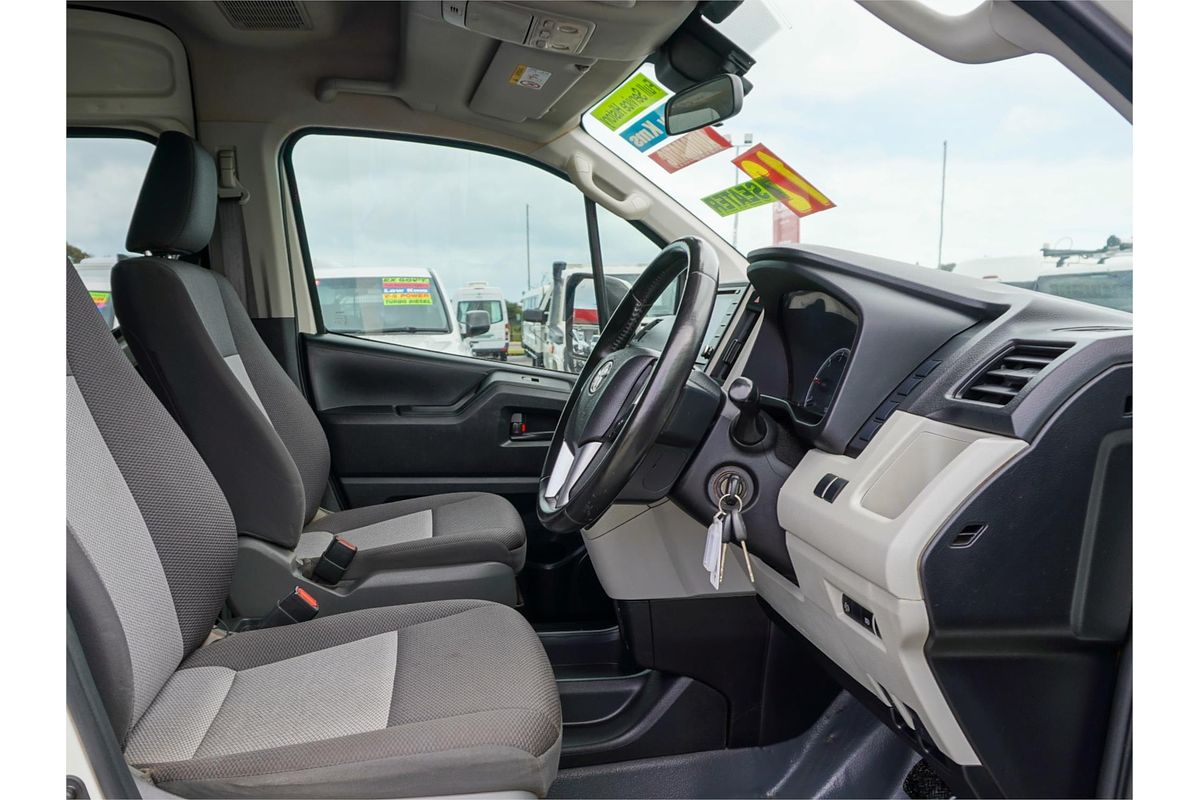 2019 Toyota Hiace Commuter GDH322R