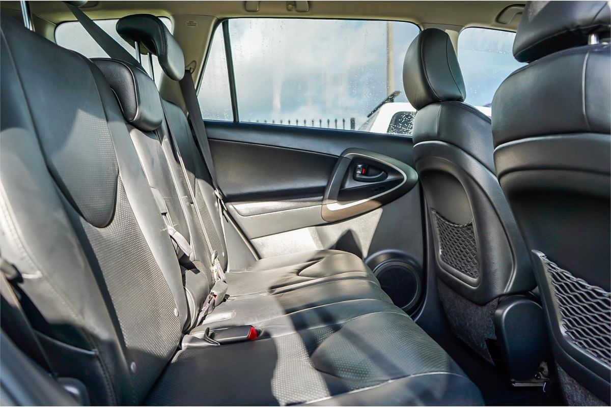 2008 Toyota RAV4 Cruiser L ACA33R
