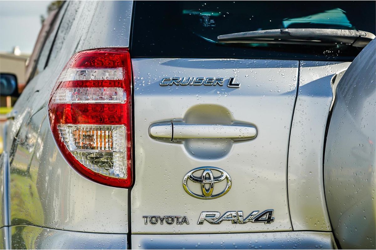 2008 Toyota RAV4 Cruiser L ACA33R