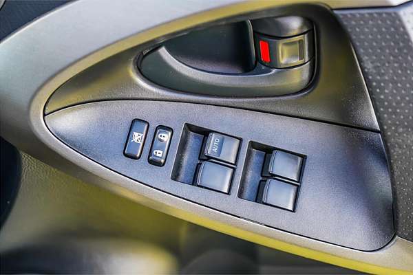 2008 Toyota RAV4 Cruiser L ACA33R