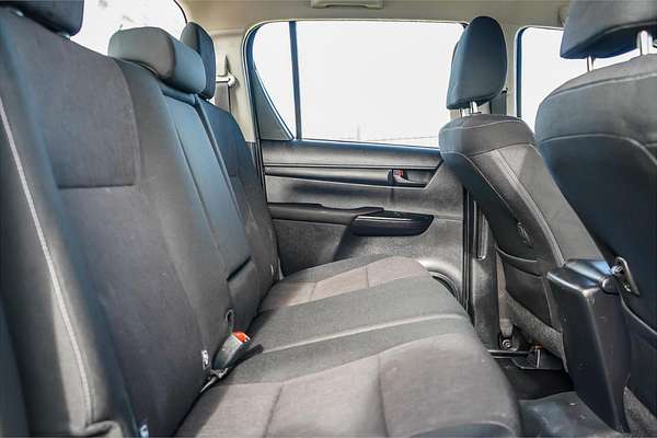 2018 Toyota Hilux SR GUN126R 4X4