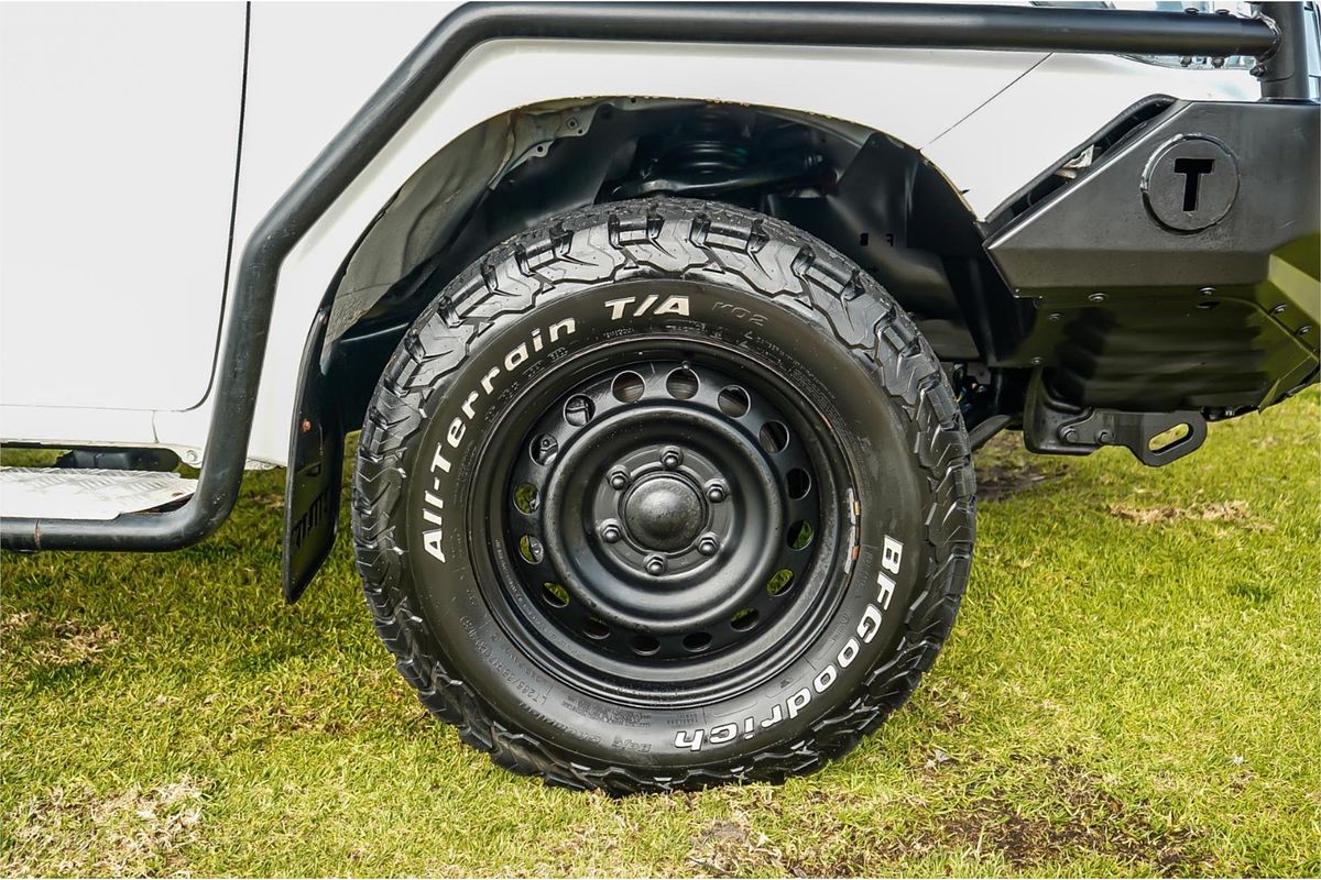 2018 Toyota Hilux SR GUN126R 4X4