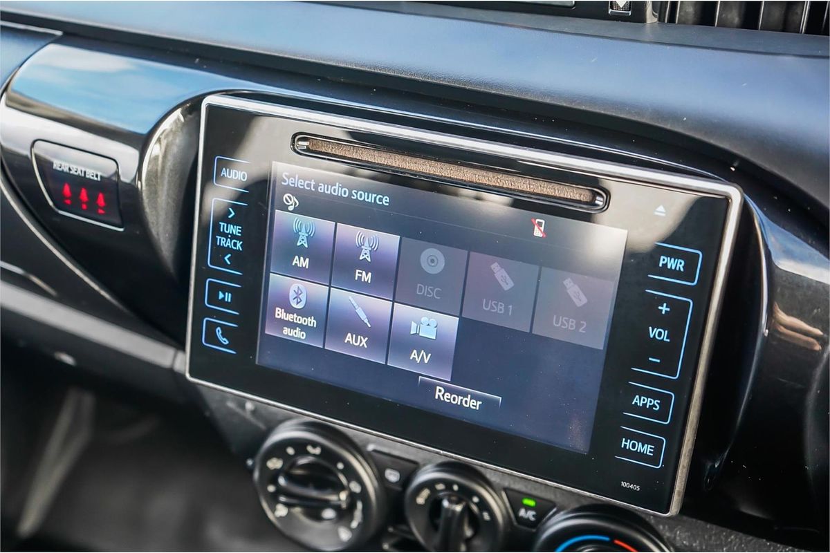 2018 Toyota Hilux SR GUN126R 4X4