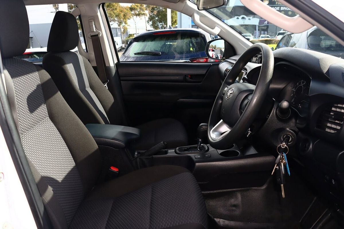 2018 Toyota Hilux Workmate GUN125R 4X4