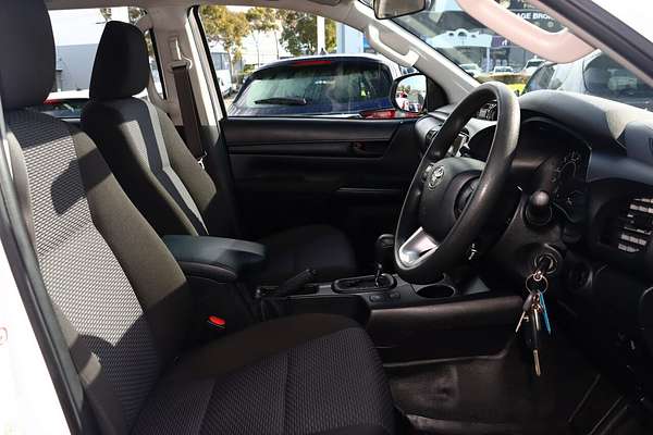 2018 Toyota Hilux Workmate GUN125R 4X4