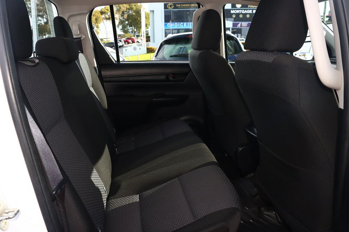 2018 Toyota Hilux Workmate GUN125R 4X4