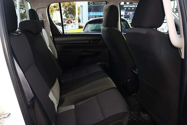 2018 Toyota Hilux Workmate GUN125R 4X4