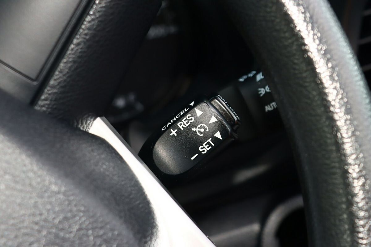 2018 Toyota Hilux Workmate GUN125R 4X4