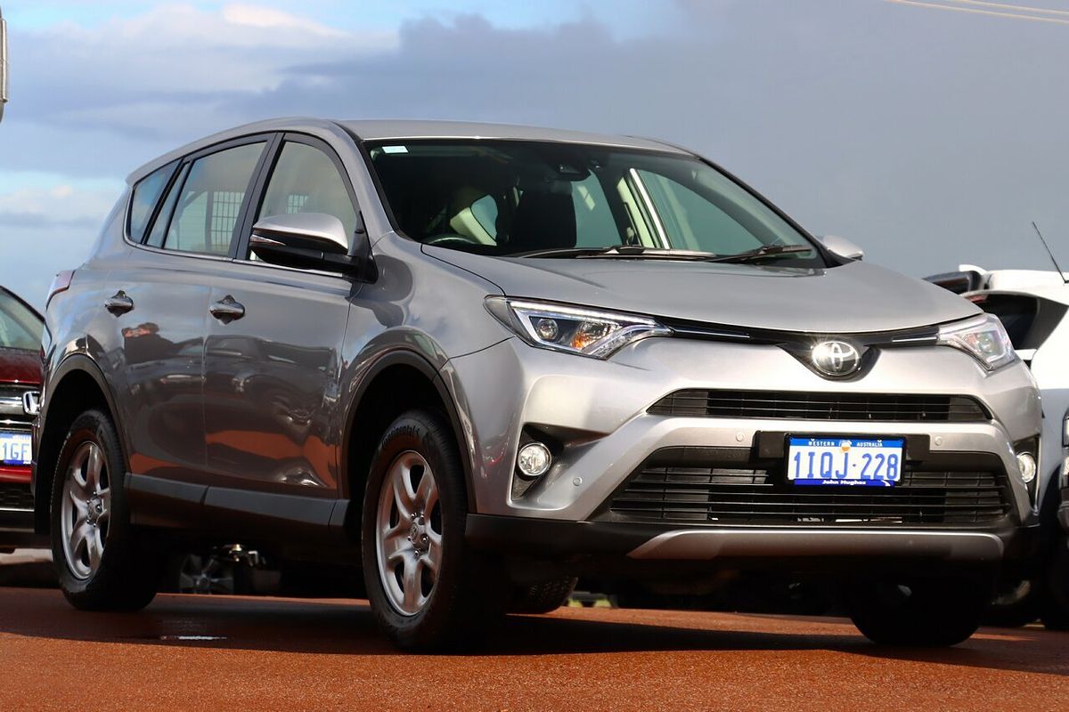 2018 Toyota RAV4 GX ASA44R