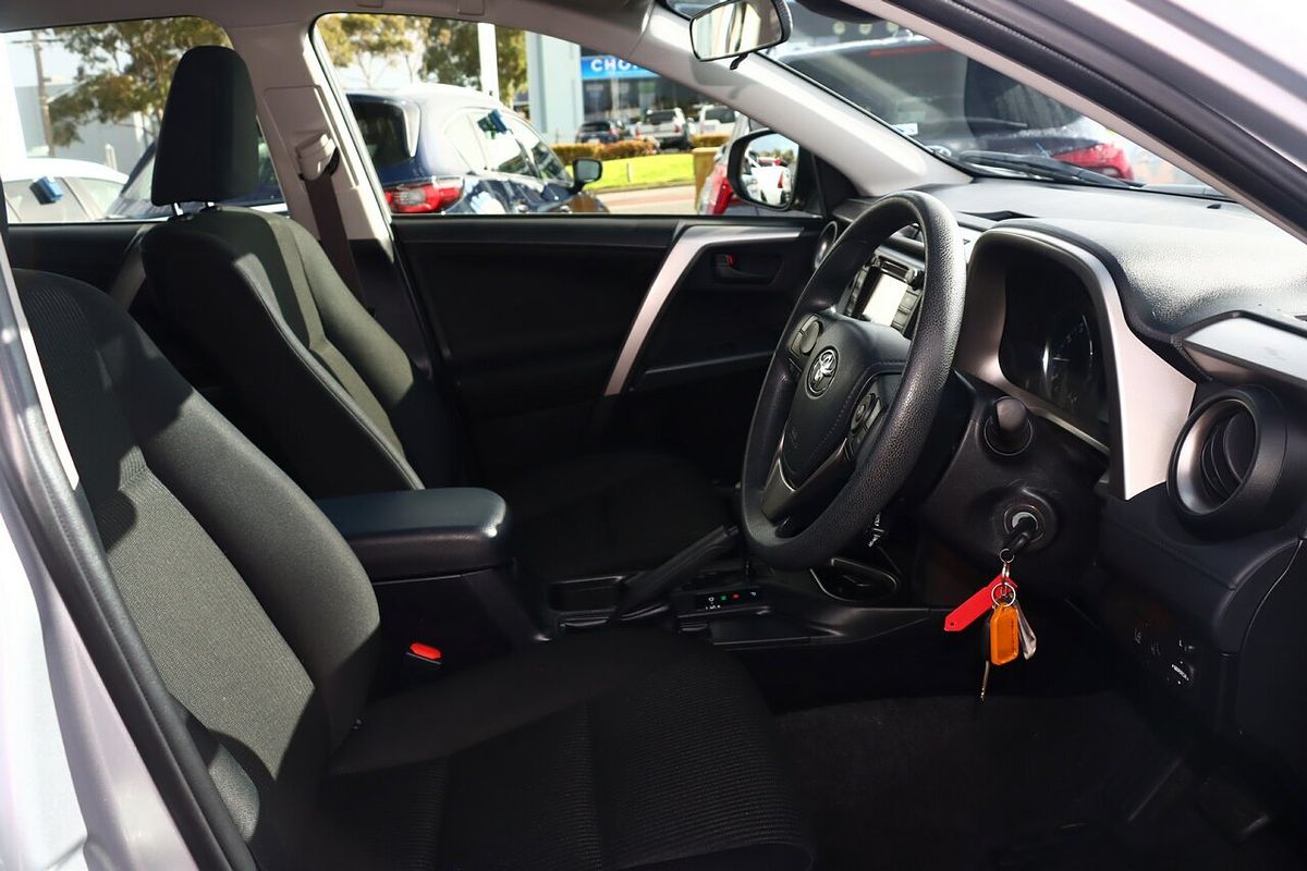 2018 Toyota RAV4 GX ASA44R