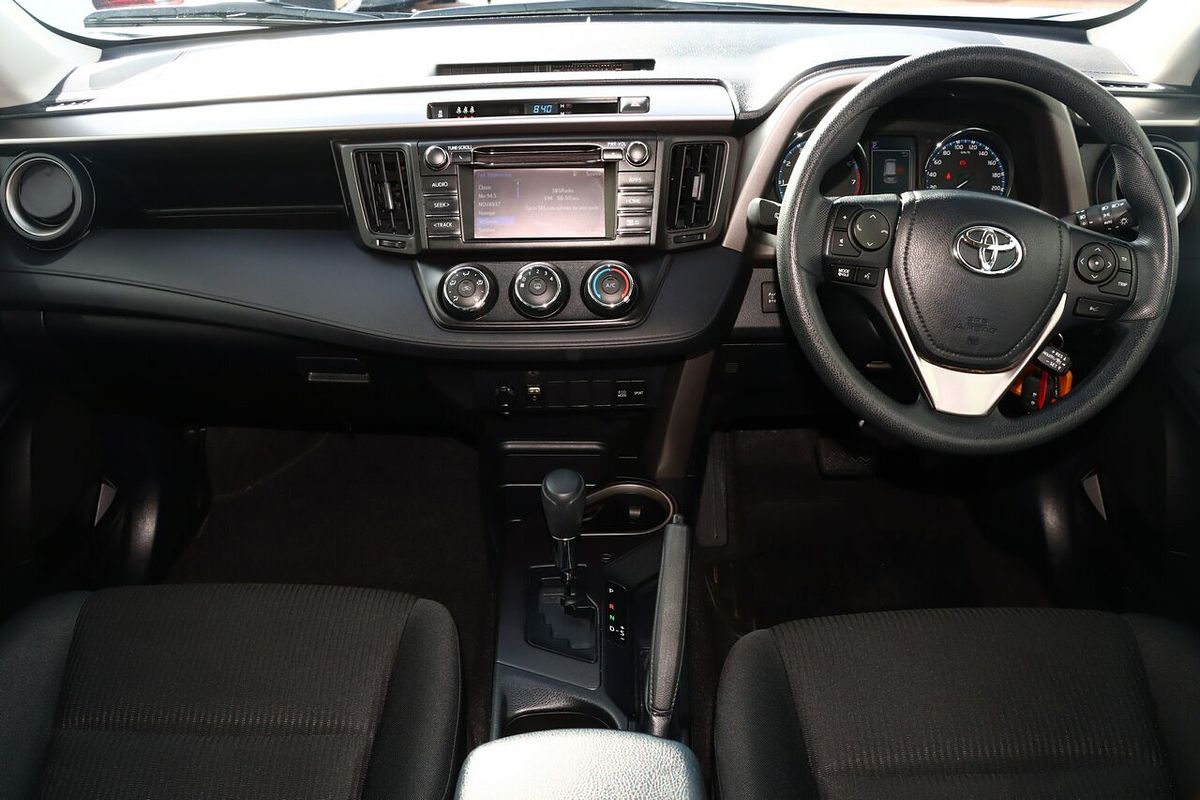2018 Toyota RAV4 GX ASA44R