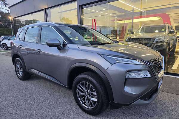 2024 Nissan X-TRAIL ST T33