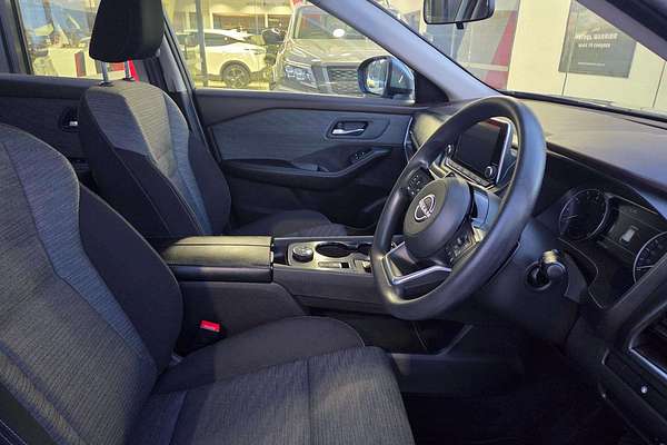 2024 Nissan X-TRAIL ST T33
