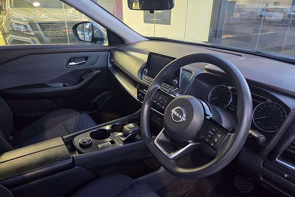 2024 Nissan X-TRAIL ST T33