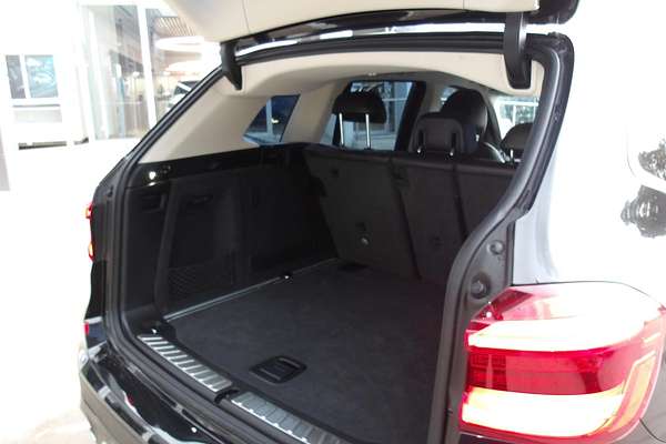 2020 BMW X3 sDrive20i G01