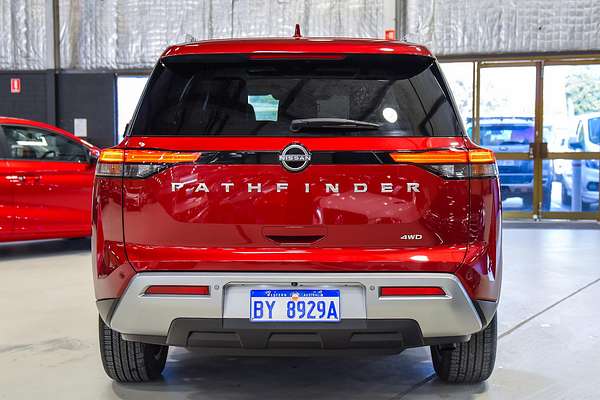 2023 Nissan Pathfinder Ti-L R53