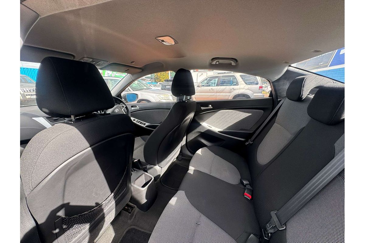 2012 Hyundai Accent Active RB