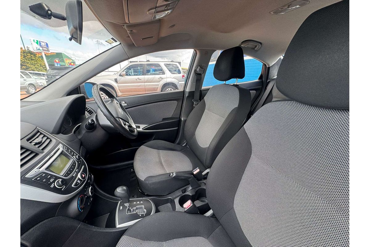 2012 Hyundai Accent Active RB