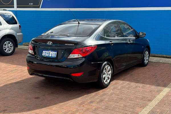 2012 Hyundai Accent Active RB